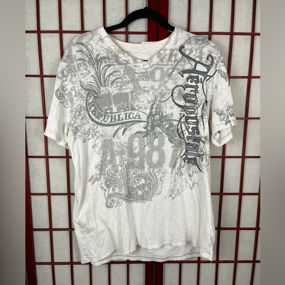 Aeropostale Y2K Republica Graphic T-Shirt